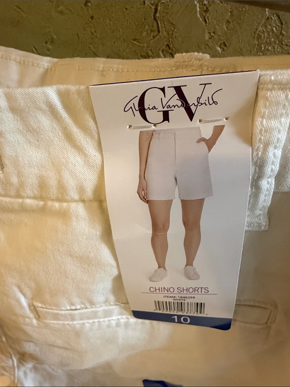 Gloria Vanderbilt White Chino Shorts
